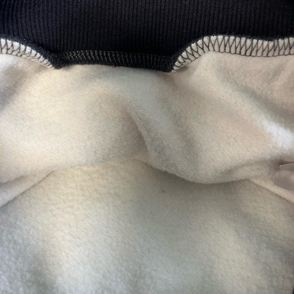 Fabkids Polar Bear Long Sleeve Sweatshirt, toddler girl size 4T-5T,plush sweater - Picture 9 of 9